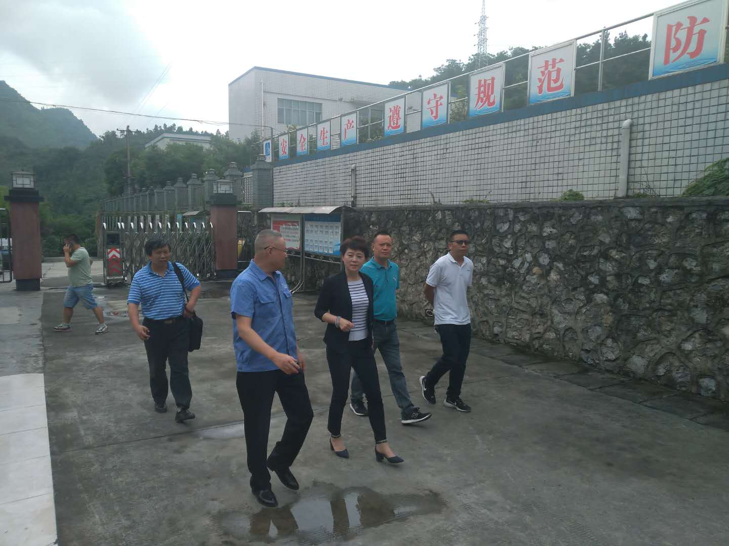 抗震救災保供水 清源水務(wù)在行動